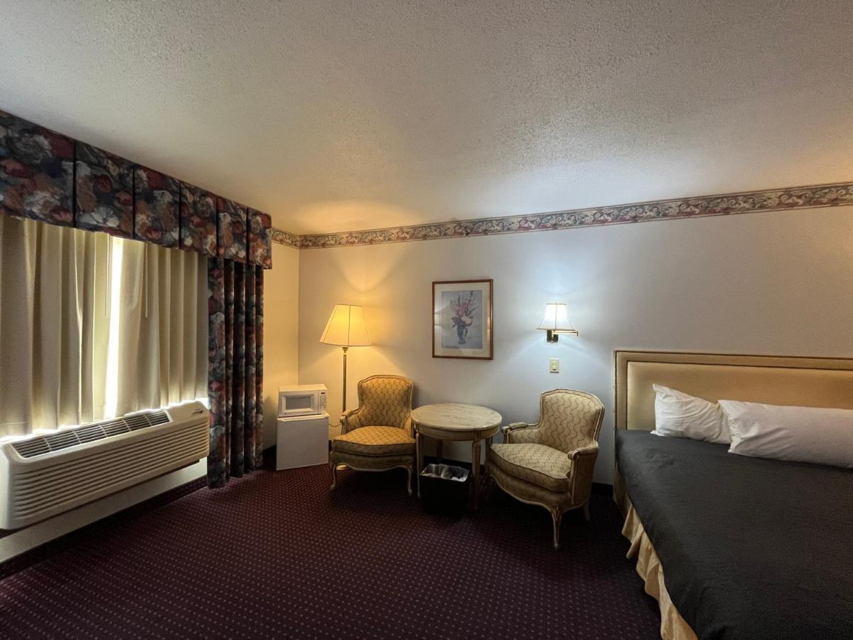 Presque Isle Hotel Esterno foto